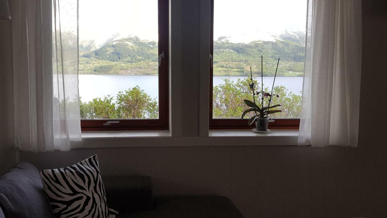 Kvernesfjorden Apartments Steinsgrenda Exteriér fotografie